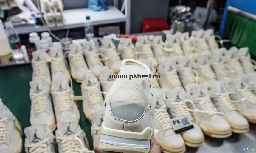 JORDAN SAIL OFF-WHITE TO READY SHIP RETRO MATERIALS RETAIL 4 0602